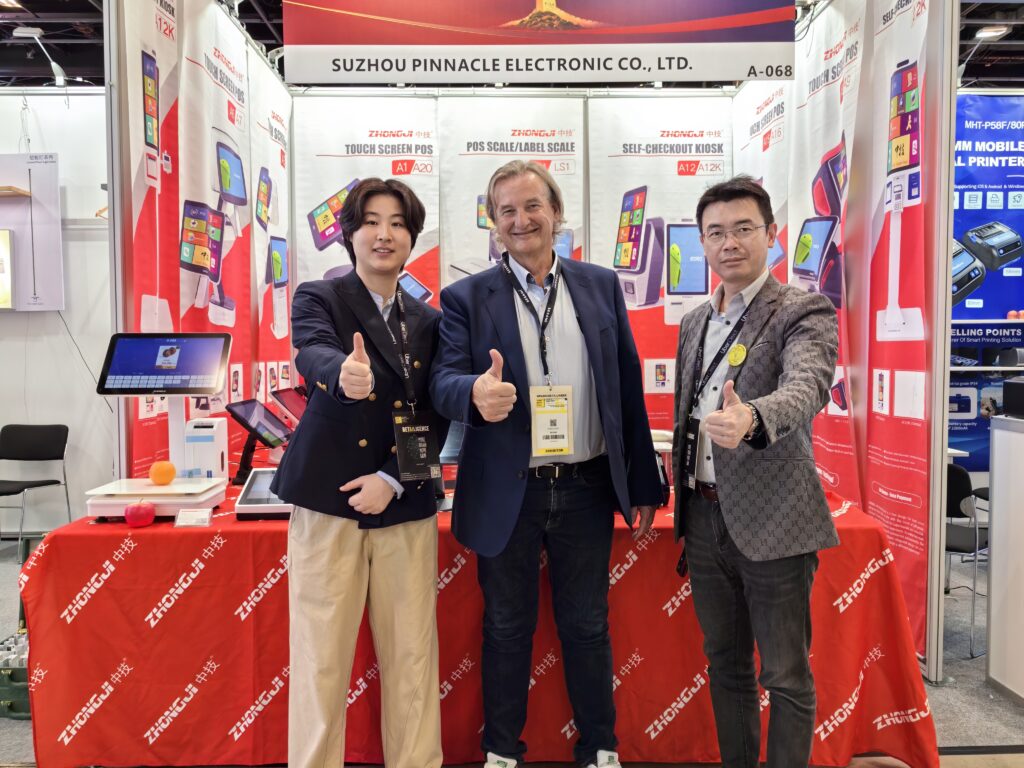 Suzhou Pinnacle Electronics Debuts at Paris Retail Week, Smart Products Lead European Retail Upgrade（images 2）